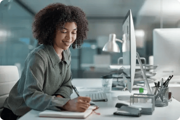 A business owner writes her unique value proposition